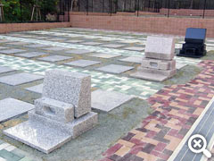 カトレア区建墓例。白御影石標準とローズピンク高級洋型墓石