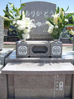 サンメモリアル東京 赤川様のお墓（石種 AG98）