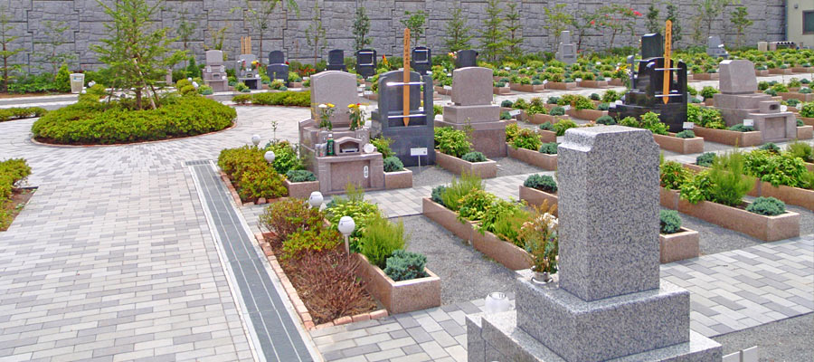 町田こもれびの杜霊苑 花壇墓所風景
