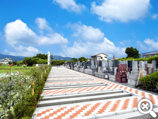 大井富士見霊苑の墓域風景