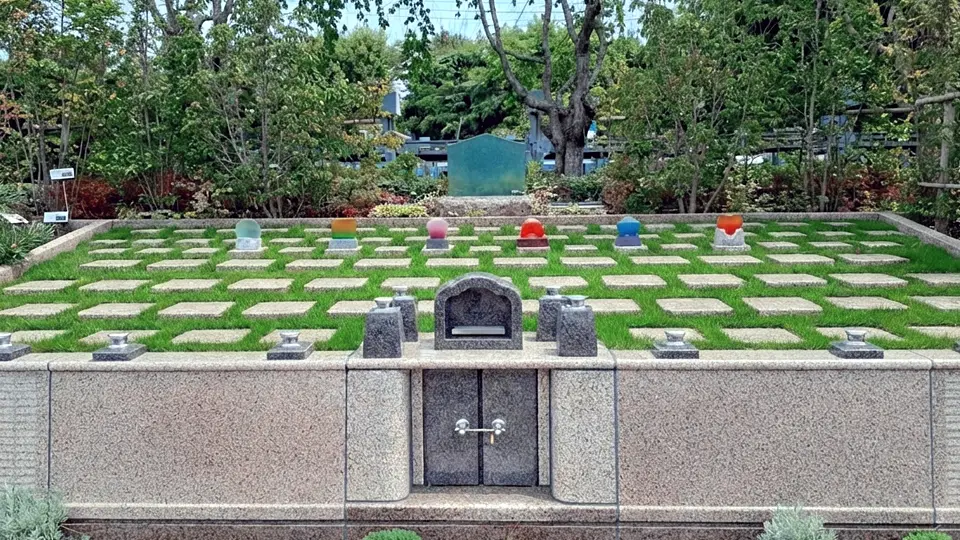 樹木葬 光り墓 ルミエール