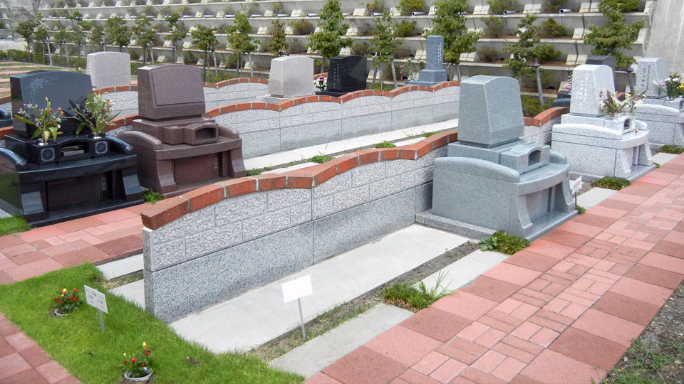 なごみの丘霊園 墓域風景